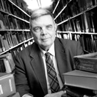 Dennis Maki, MD