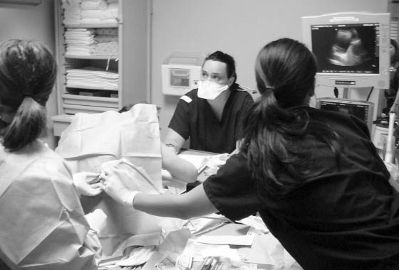 EMR022811fig5 patient position thoracentesis_0001.jpg